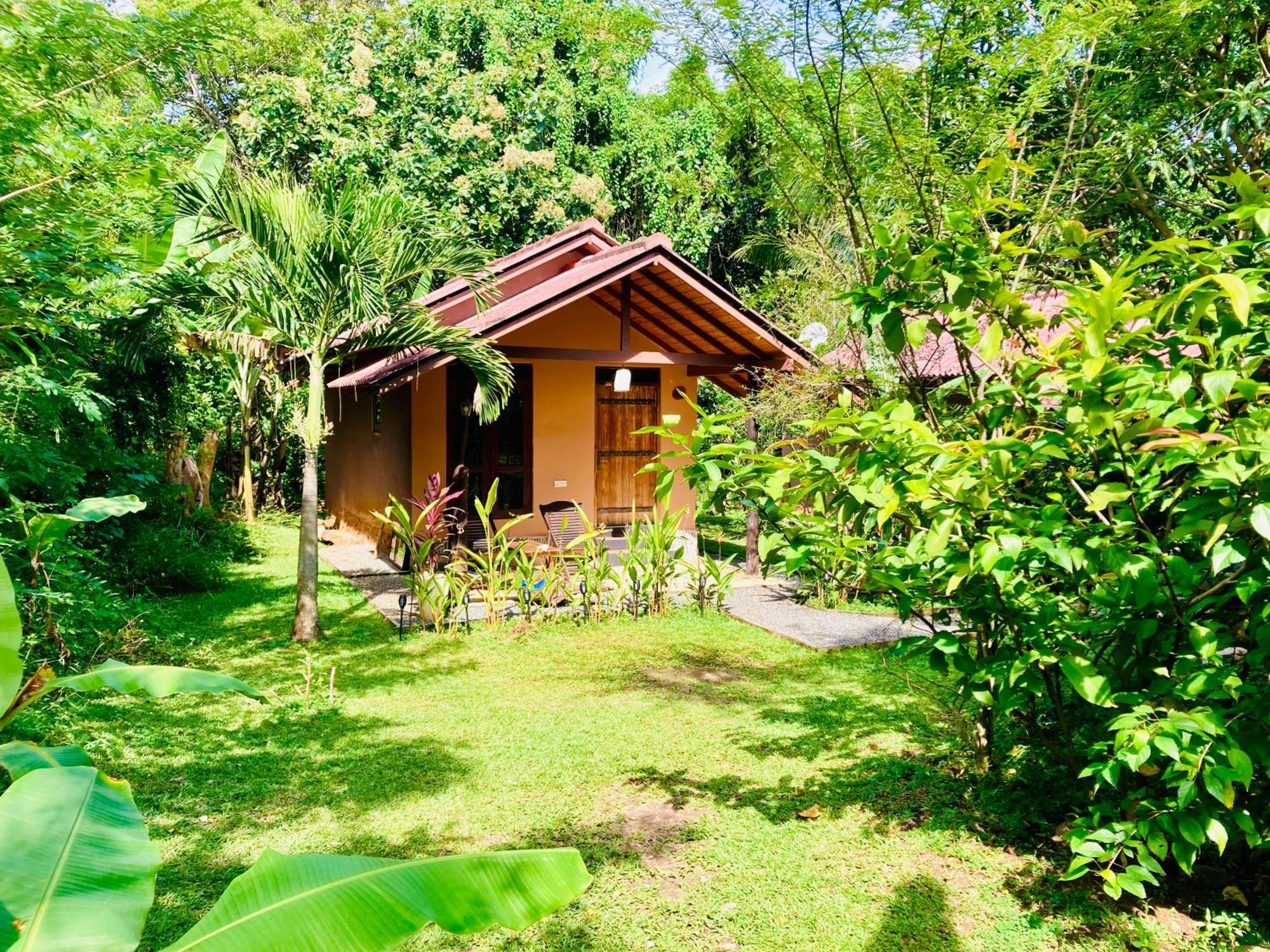 Suncity Privacy Cottages Udawalawe Exteriér fotografie